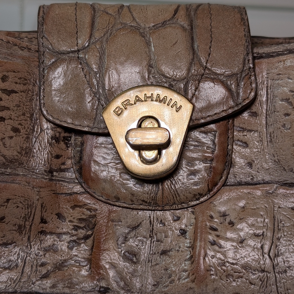 Vintage Brahmin Croc-Embossed Structured Leather Satchel | Beige | Gold Hardware - Picture 3 of 16